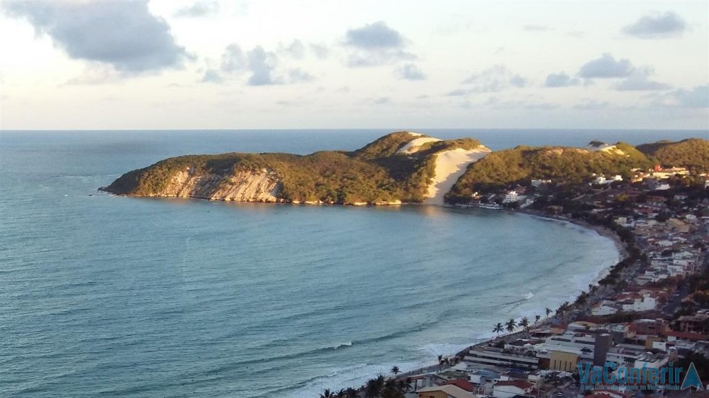 Praia de Ponta Negra com o